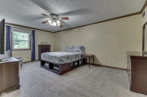 6724 W Sweet Creek Drive New Palestine IN 46163