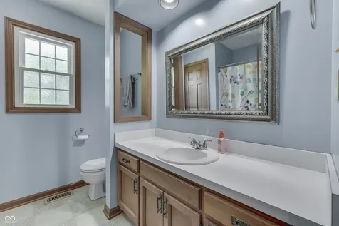 6724 W Sweet Creek Drive New Palestine IN 46163