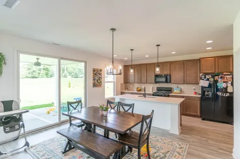 1054 E Valley Oak Court Mooresville IN 46158