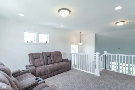 1054 E Valley Oak Court Mooresville IN 46158