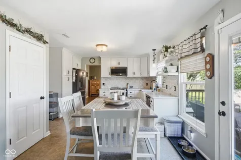 556 Alton Drive Greenwood IN 46143