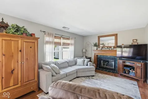 556 Alton Drive Greenwood IN 46143