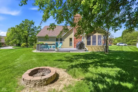 8323 La Habra Lane Indianapolis IN 46236
