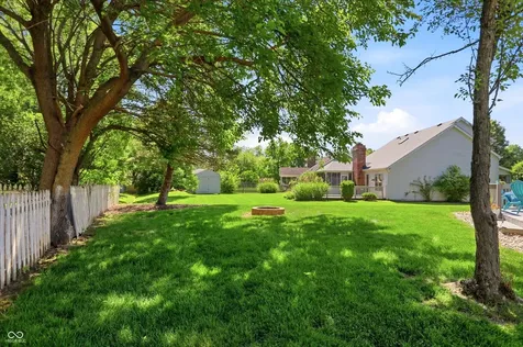 8323 La Habra Lane Indianapolis IN 46236