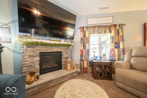 129 Larimar Way Whiteland IN 46184