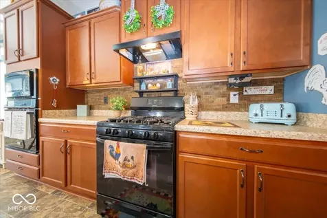 129 Larimar Way Whiteland IN 46184