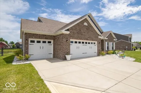 129 Larimar Way Whiteland IN 46184