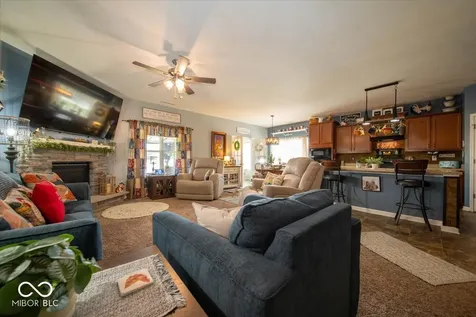 129 Larimar Way Whiteland IN 46184
