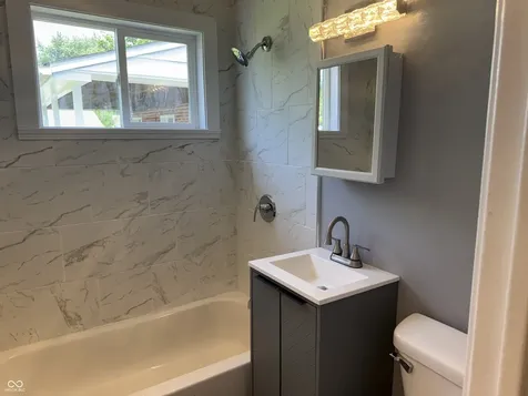 2558 Saint Paul Street Indianapolis IN 46203