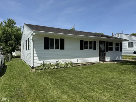 2558 Saint Paul Street Indianapolis IN 46203