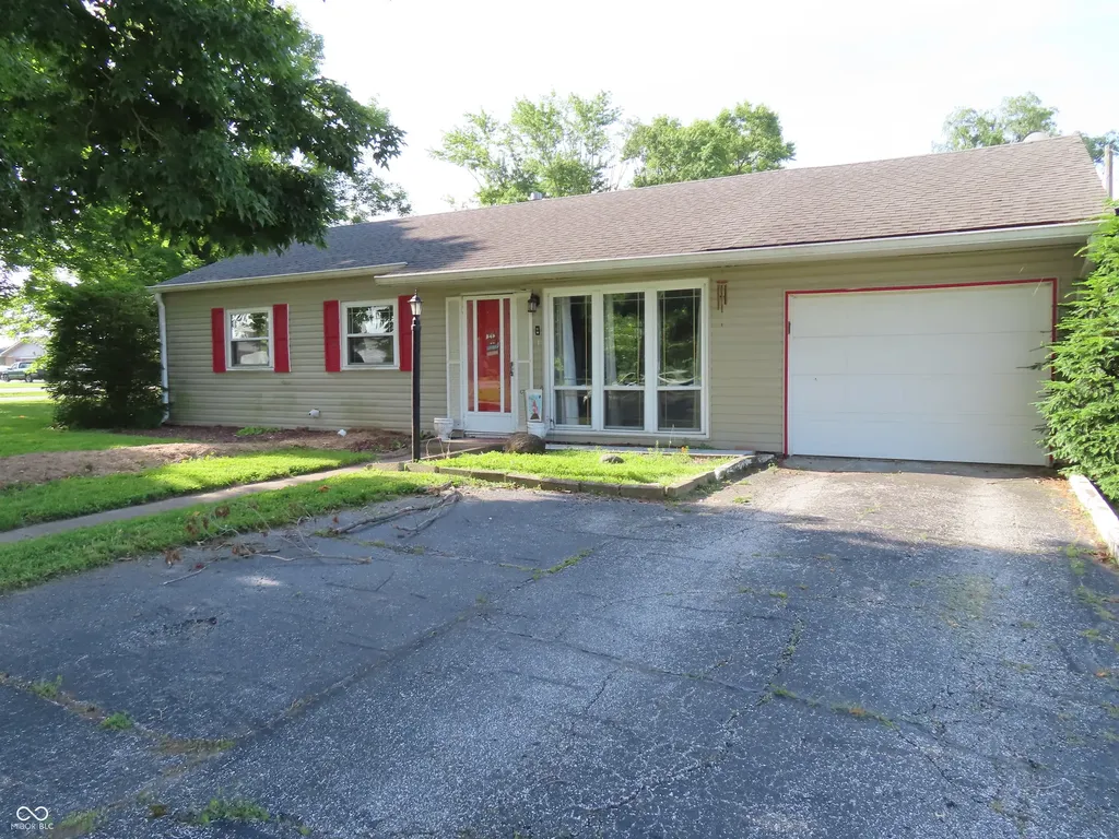 3401 Carr Avenue Indianapolis IN 46221
