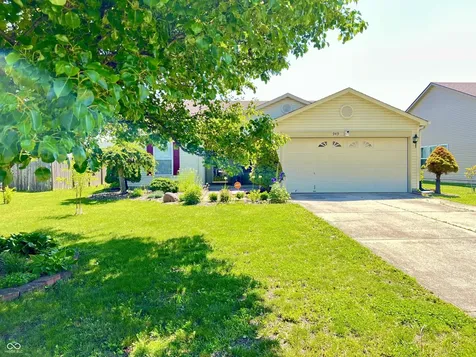949 Runnymede Drive Greenfield IN 46140