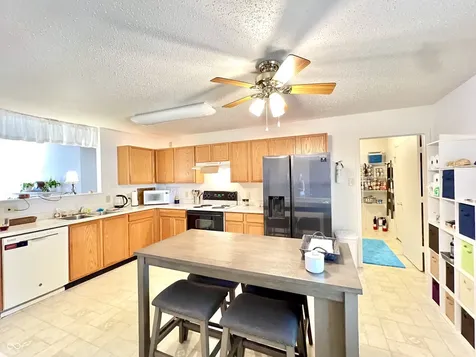 949 Runnymede Drive Greenfield IN 46140