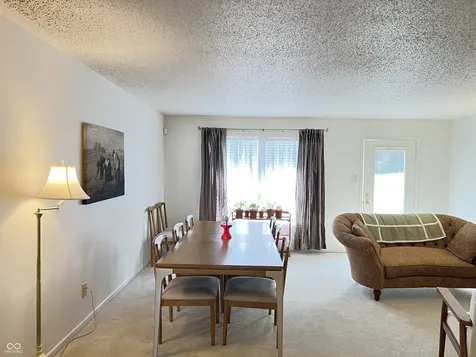 949 Runnymede Drive Greenfield IN 46140