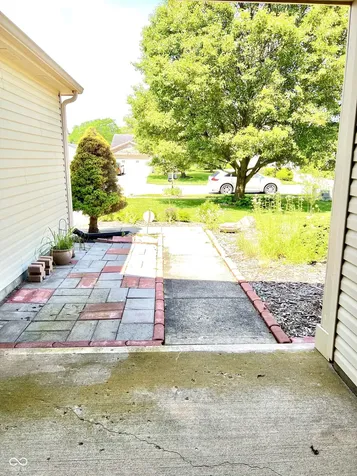 949 Runnymede Drive Greenfield IN 46140