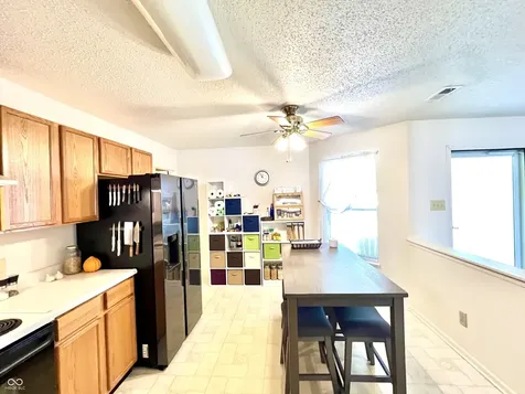 949 Runnymede Drive Greenfield IN 46140