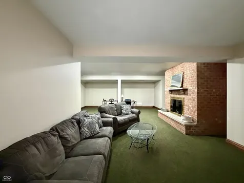 8318 S Ashley Avenue S Bloomington IN 47401