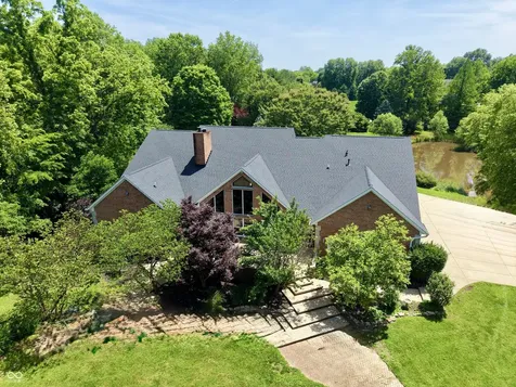 8318 S Ashley Avenue S Bloomington IN 47401