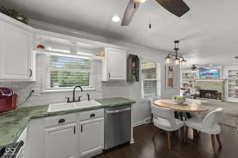 8490 Hilltop Lane Martinsville IN 46151
