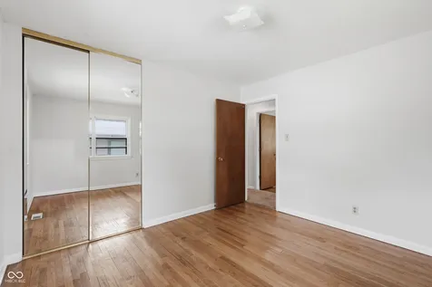 7436 E 50th Street Indianapolis IN 46226