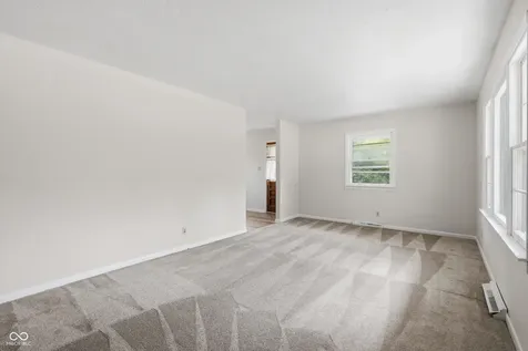 7436 E 50th Street Indianapolis IN 46226
