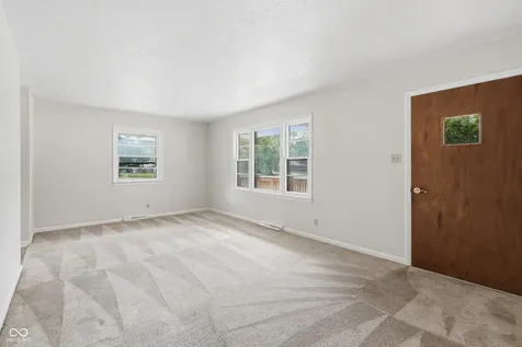 7436 E 50th Street Indianapolis IN 46226