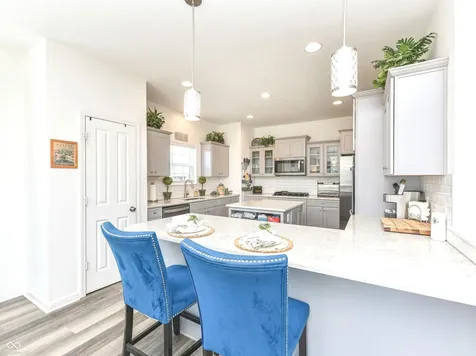 5583 W Port Drive Mccordsville IN 46055