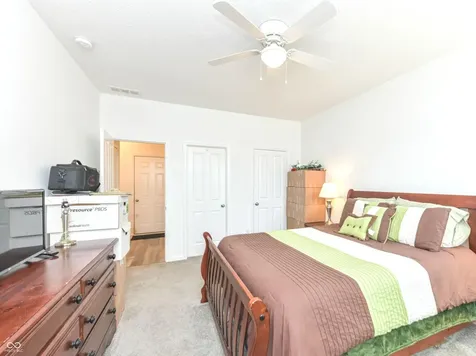 5583 W Port Drive Mccordsville IN 46055