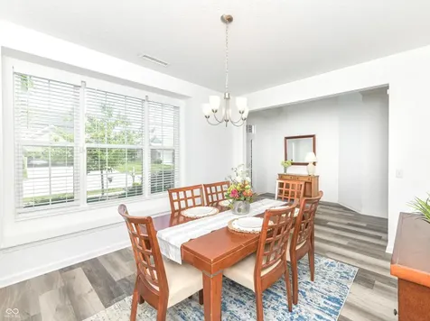 5583 W Port Drive Mccordsville IN 46055