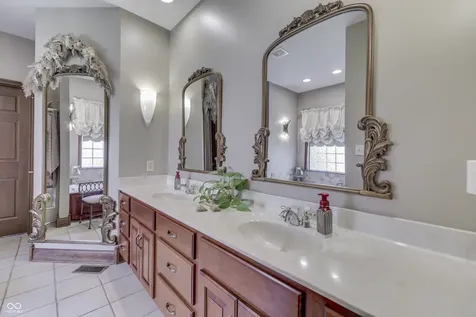 7344 Franklin Parke Lane Indianapolis IN 46259