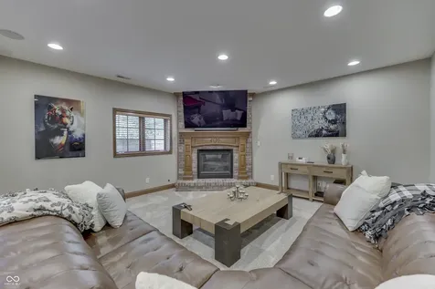 7344 Franklin Parke Lane Indianapolis IN 46259
