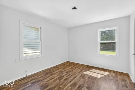 106 Eastman Road Chesterfield IN 46017
