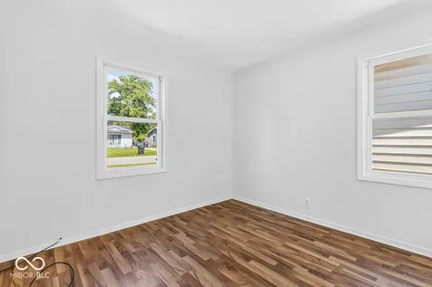 106 Eastman Road Chesterfield IN 46017