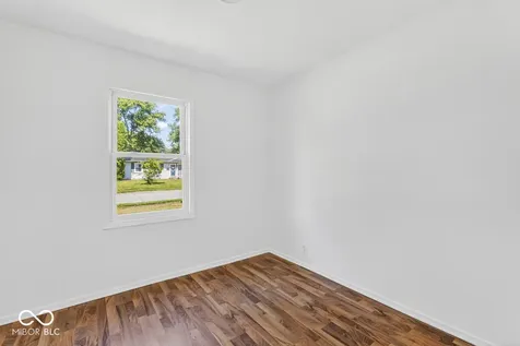 106 Eastman Road Chesterfield IN 46017