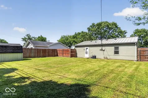 106 Eastman Road Chesterfield IN 46017