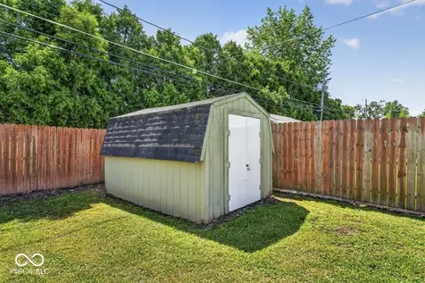 106 Eastman Road Chesterfield IN 46017