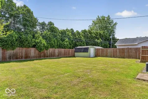 106 Eastman Road Chesterfield IN 46017