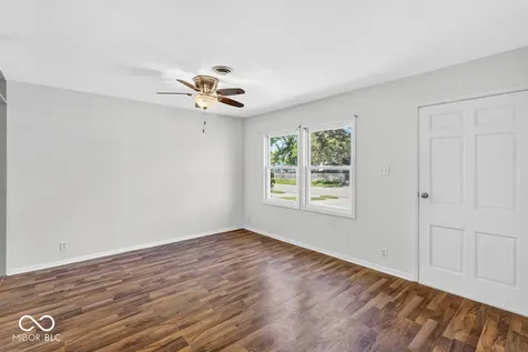 106 Eastman Road Chesterfield IN 46017