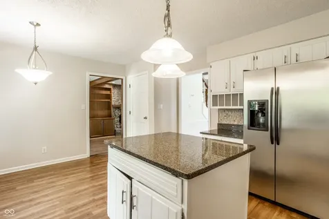 1030 Maxwell Lane Zionsville IN 46077