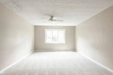 1030 Maxwell Lane Zionsville IN 46077