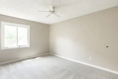 1030 Maxwell Lane Zionsville IN 46077