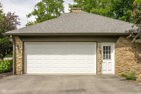 1030 Maxwell Lane Zionsville IN 46077