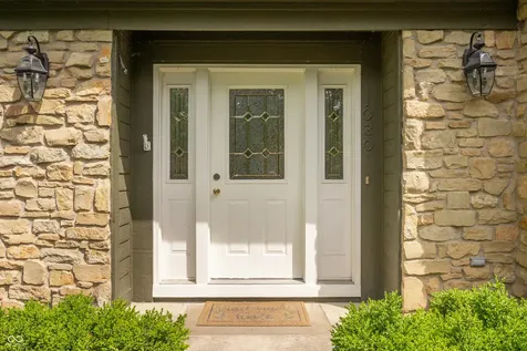 1030 Maxwell Lane Zionsville IN 46077