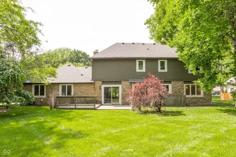 1030 Maxwell Lane Zionsville IN 46077
