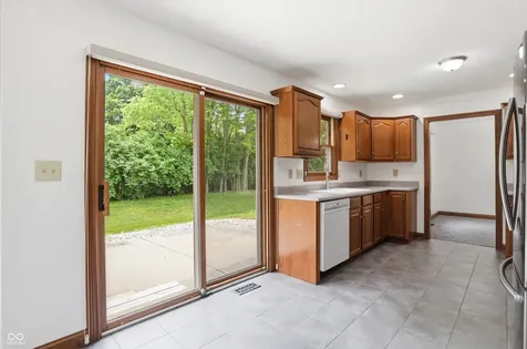 404 Tara Circle Greenwood IN 46142