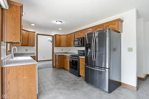 404 Tara Circle Greenwood IN 46142
