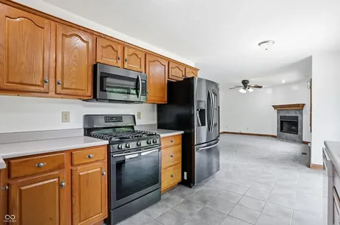 404 Tara Circle Greenwood IN 46142
