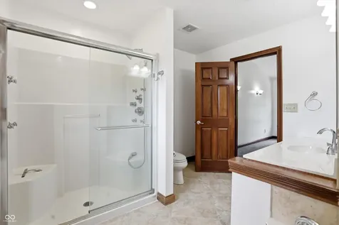 404 Tara Circle Greenwood IN 46142
