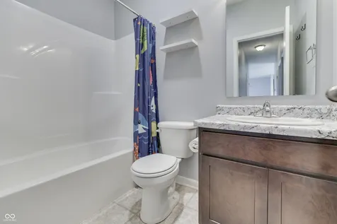 202 Longleaf Lane Greenfield IN 46140