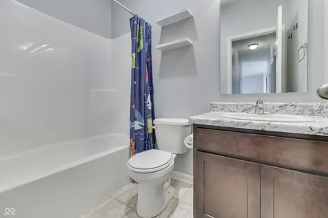 202 Longleaf Lane Greenfield IN 46140